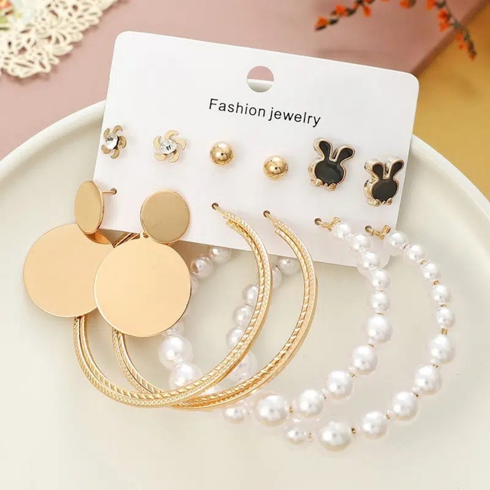 😈17 Pairs Earring lot, Gold/Pearl Fashion Earrings 3 Full Sets😈 - Picture 2 of 3